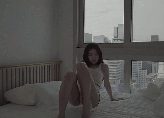 뜨억~  모닝 루틴 보여주는 모모리나 리나G