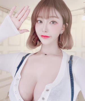 요고요고  겨우디 아프리카에서 방송했던 BJ 겨울 시절 긴 머리