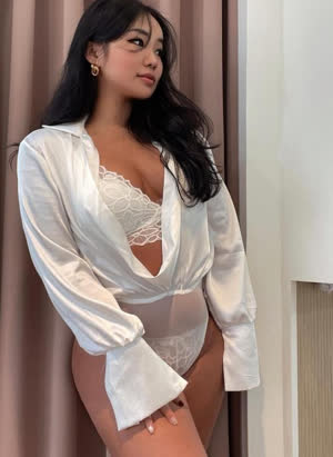 강추  모델 혜은 육덕 몸매 흰 레이스 브라 팬티