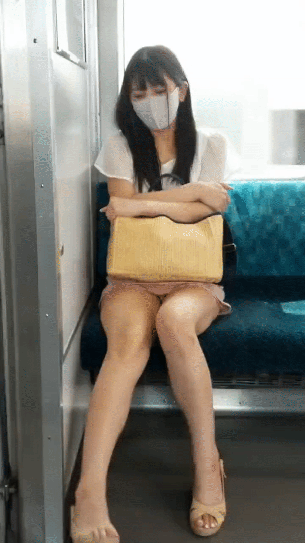 유혹하는  전철녀ㅗㅜㅑ