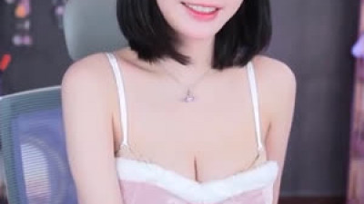 아찔한  수련수련 핑크벨벳 란제리룩 바니걸 가슴골