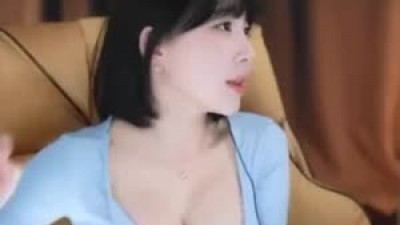 어익후  목걸이 자랑하는 강인경에 놀라는 서새봄