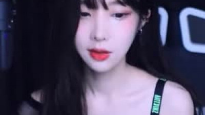 심쿵주의  BJ 유혜디 동물귀 시스루 블랙 가슴골 문신
