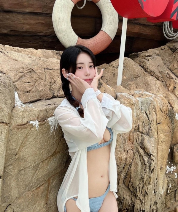 딸녀의드립 우요 케리비안 베이에서 한컷 비키니 몸매