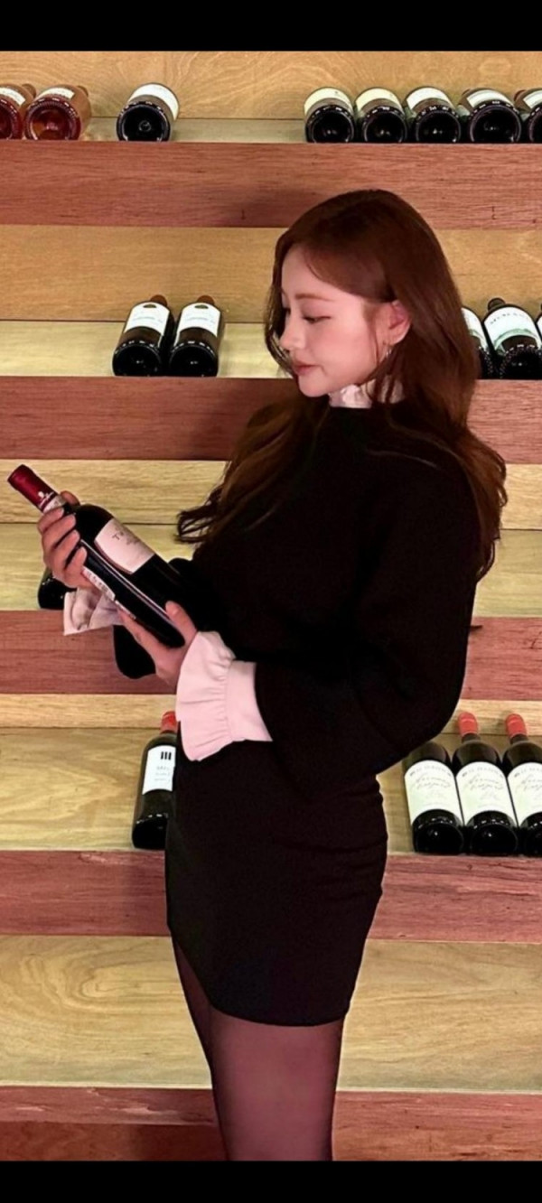 아찔한  장나교 탄탄한 복근 비키니 몸매 셀카