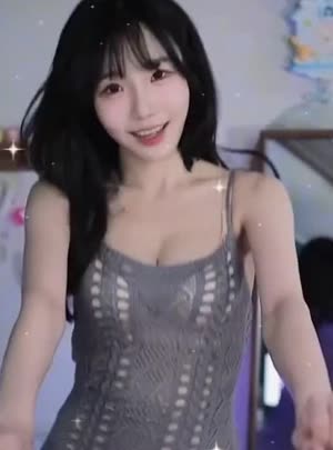 쿨섹시녀  수련수련 시스루 미시룩 브라 노출 오토바이 가슴골 무브먼트