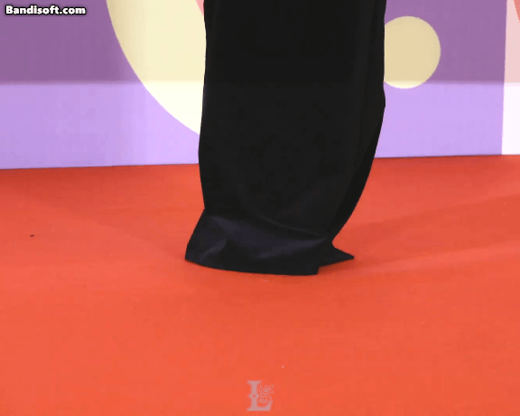 오지는 트와이스 지효 홀터넥 블랙드레스 묵직한 가슴골 MBC 연예대상