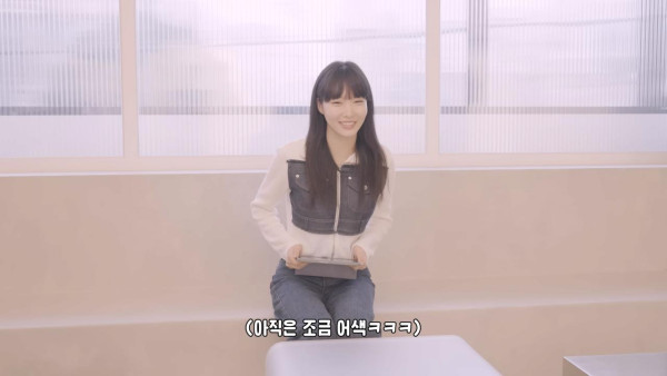 위트만점 전 소속사가 팬덤명 가져간 청하 근황.jpg