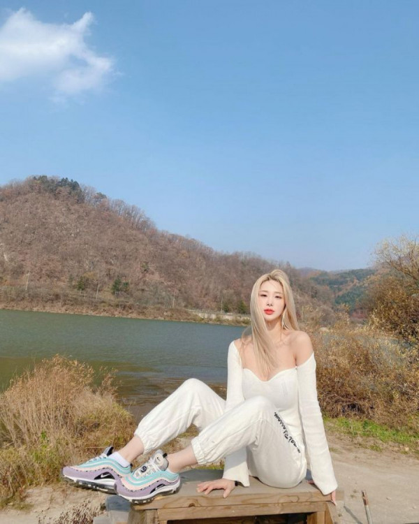 심쿵주의  김현지 치어리더 수영복 몸매 셀카