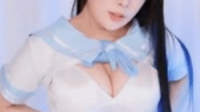 야한사진   치마 두르는 BJ 퀸다미 가슴골