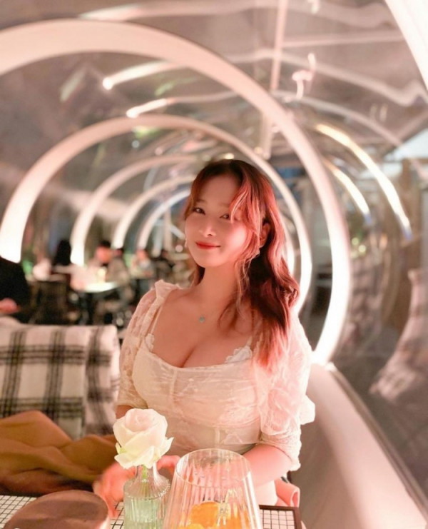 요고요고  빅사이즈 란제리 사장님 라지이 상의 탈의 손브라