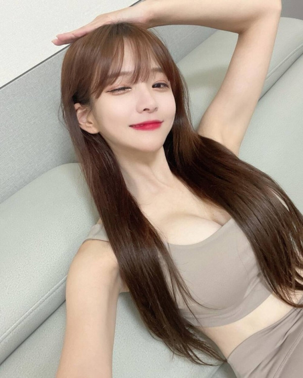 아찔한  여캠 박민정