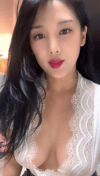 시그니처  모델 워킹