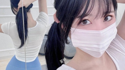 미챠   레깅스 몸매자랑