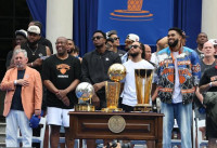 뉴욕 닉스, 53년 만의 우승…브런슨, FMVP로 비판 여론 정면 반박” [NBA]