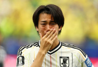 브라질에 1-2 극적 역전패…日 언론, 4회 연속 강호 상대 최악의 대진운 한탄